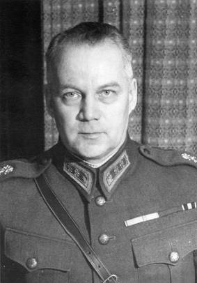 Jalkavenkenraali
Aarne Sihvo
