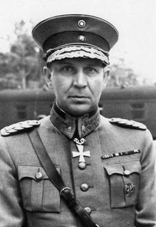 Jalkaväenkenraali
Mannerheim-ristin ritari
Paavo Talvela
SA-kuva
