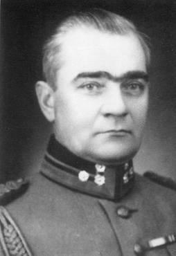 Kenraaliluutnantti
Albert Puroma